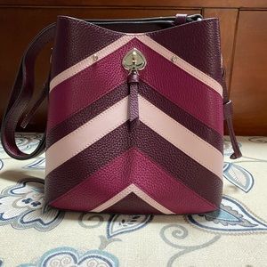 Kate Spade handbag marti chevron small bucket